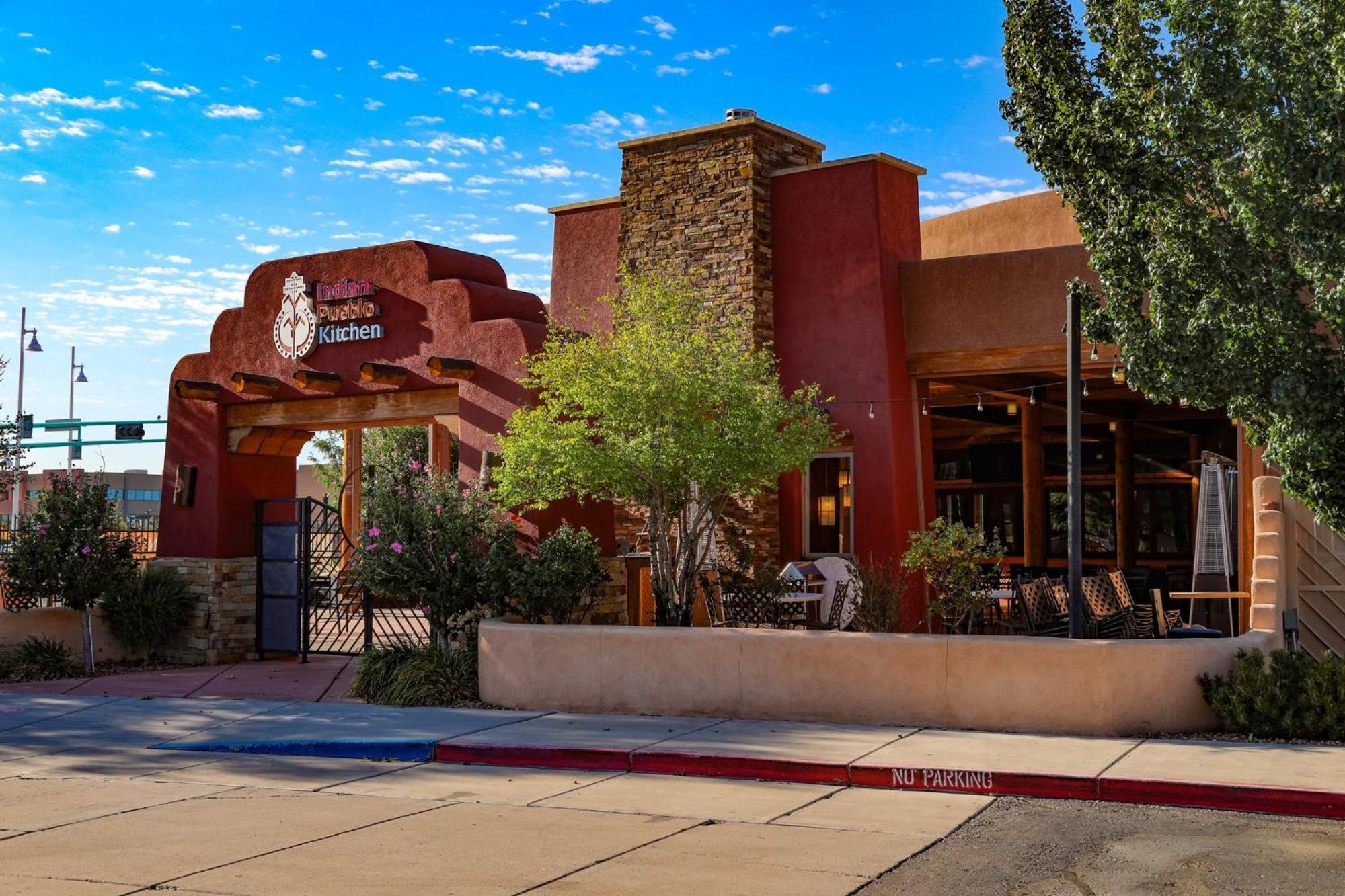 Holiday Inn Express & Suites Albuquerque Historic Old Town By Ihg Zewnętrze zdjęcie